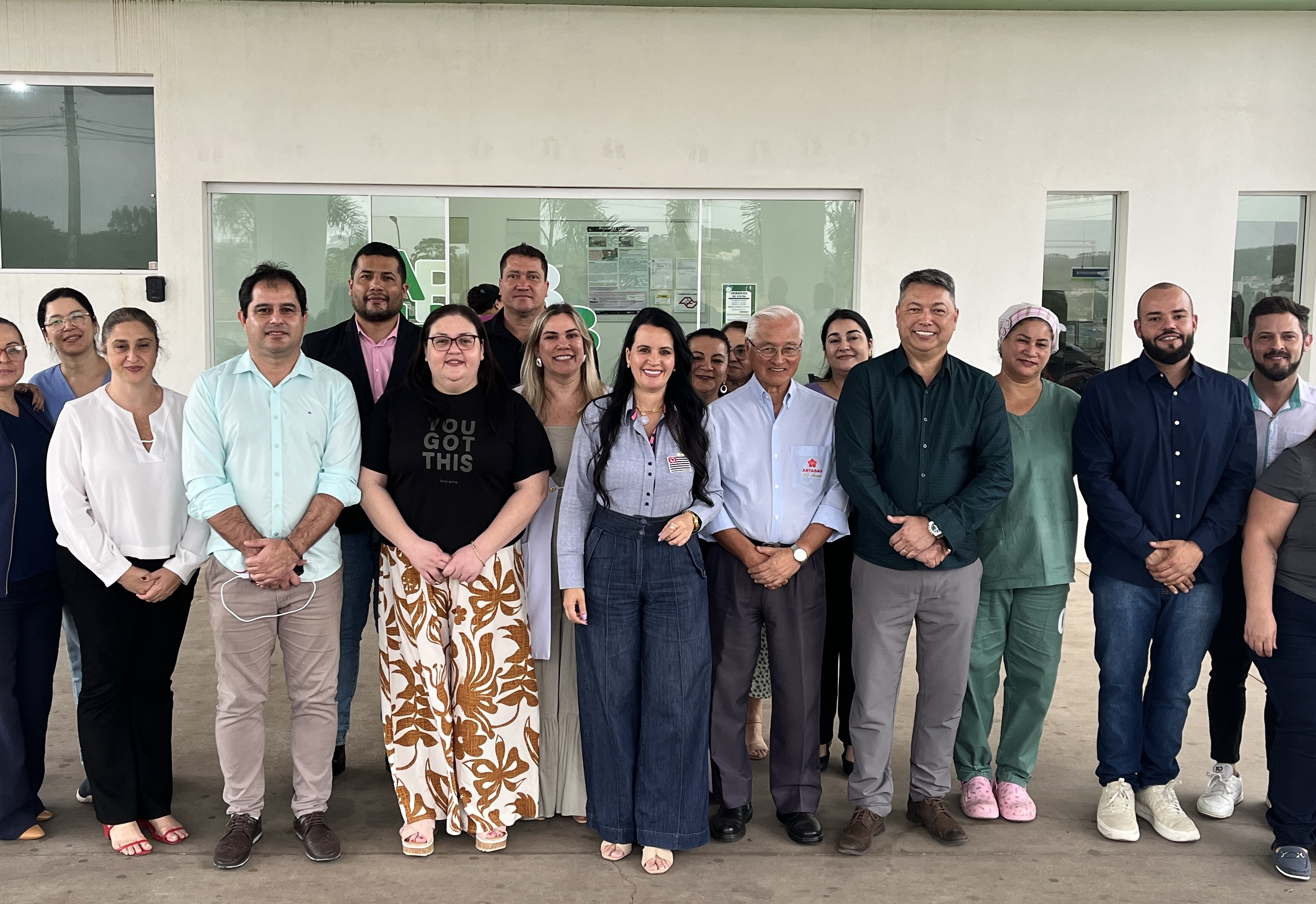 HOSPITAL RECEBE VISITA ILUSTRE DA DEPUTADA LETÍCIA AGUIAR